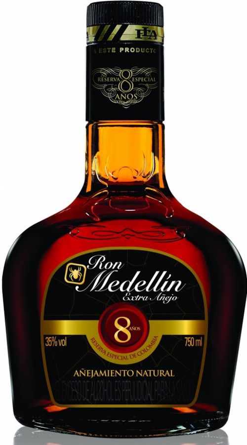 Medellin Extra Añejo 8y 0,7l 37,5%